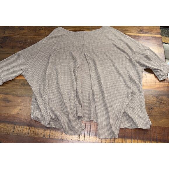 Free People Women’s M Top Brown Storyteller Waffle Knit Open Back Oversized - Picture 3 of 3